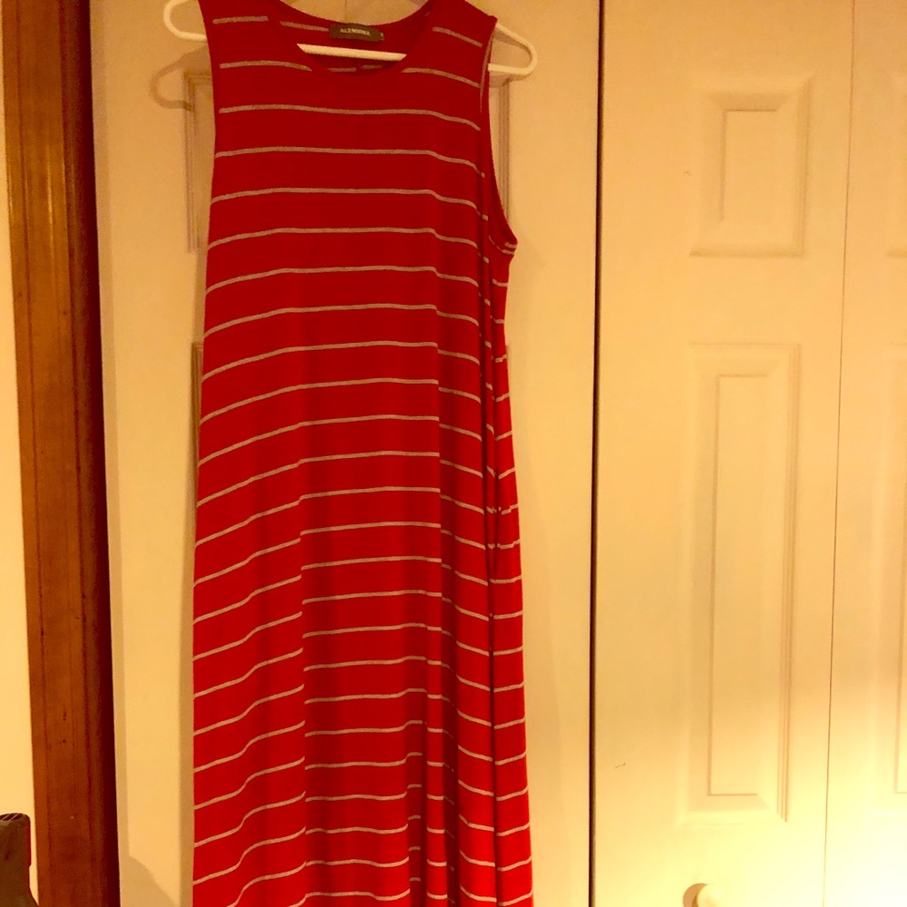 Alembika red striped sleeveless dress size 3